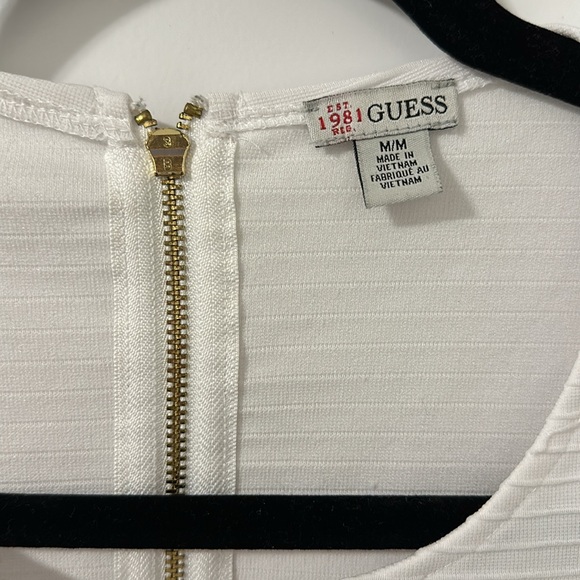 Guess Cutout Top - Picture 2 of 4